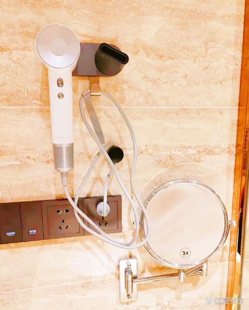 抖音上很多洗脸器是什么