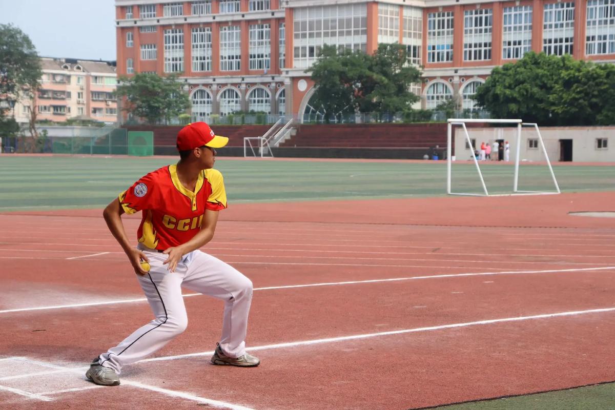 湖南广电主任棒球棒抖音