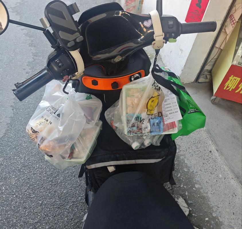 快手送外卖没在家视频