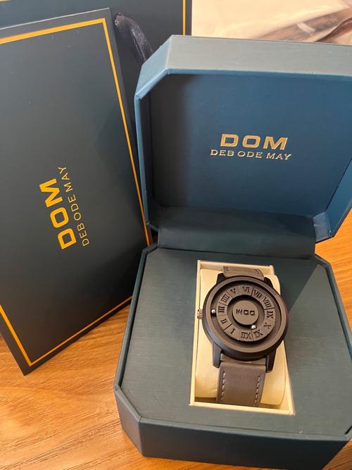 抖音磁铁手表是什么牌子