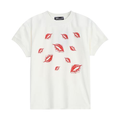 抖音上的口红印衣服图片