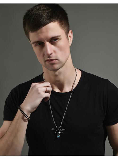 抖音鹿头项链是什么牌子