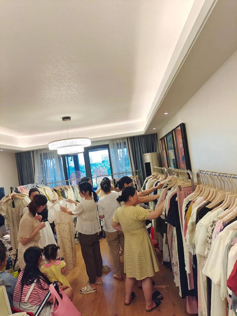 怎么在家里直播卖衣服