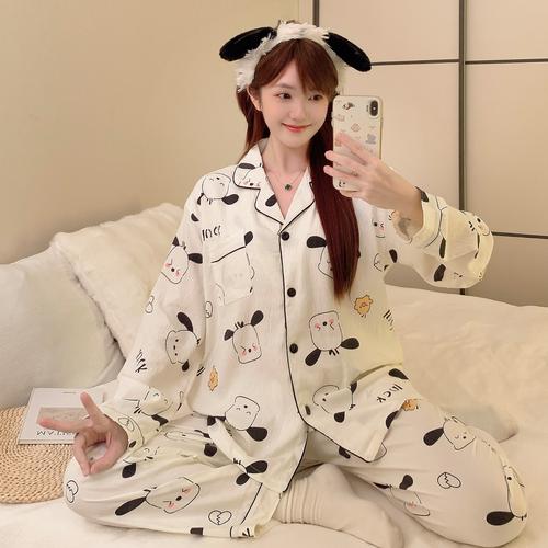 抖音睡衣女让外卖哥取暖