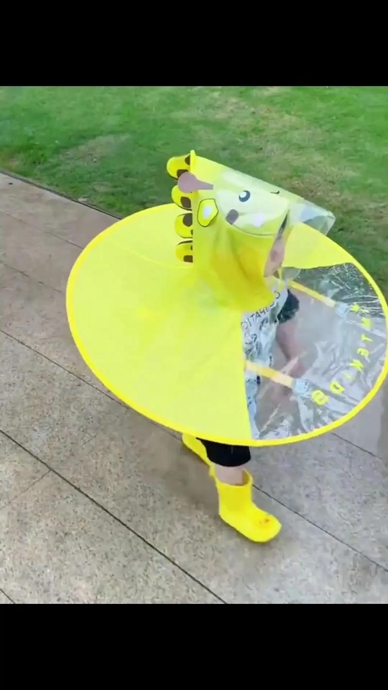 抖音同款小黄鸭斗篷雨衣