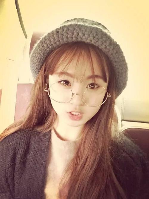 快手红人晶哥短发发型