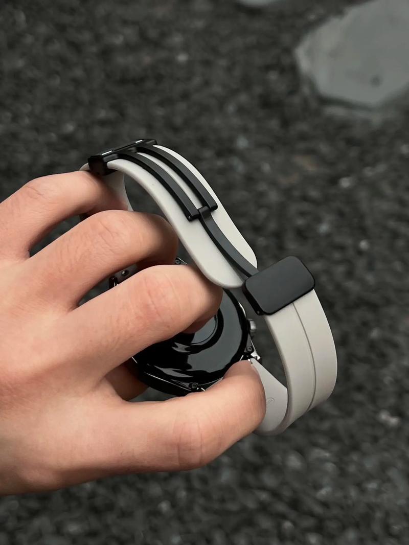 抖音经常晒的手表 磁吸