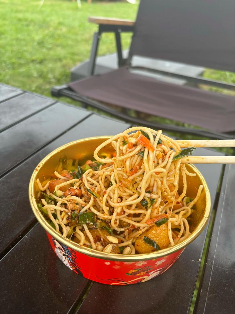 土豆凉面大杂烩直播间