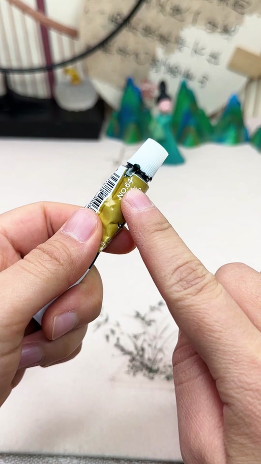 抖音颜料在水里变成固体