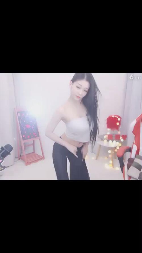 六间房优雅依然直播间