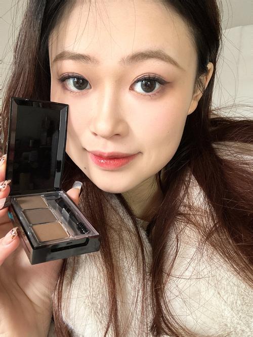 抖音上的眉粉是哪一款