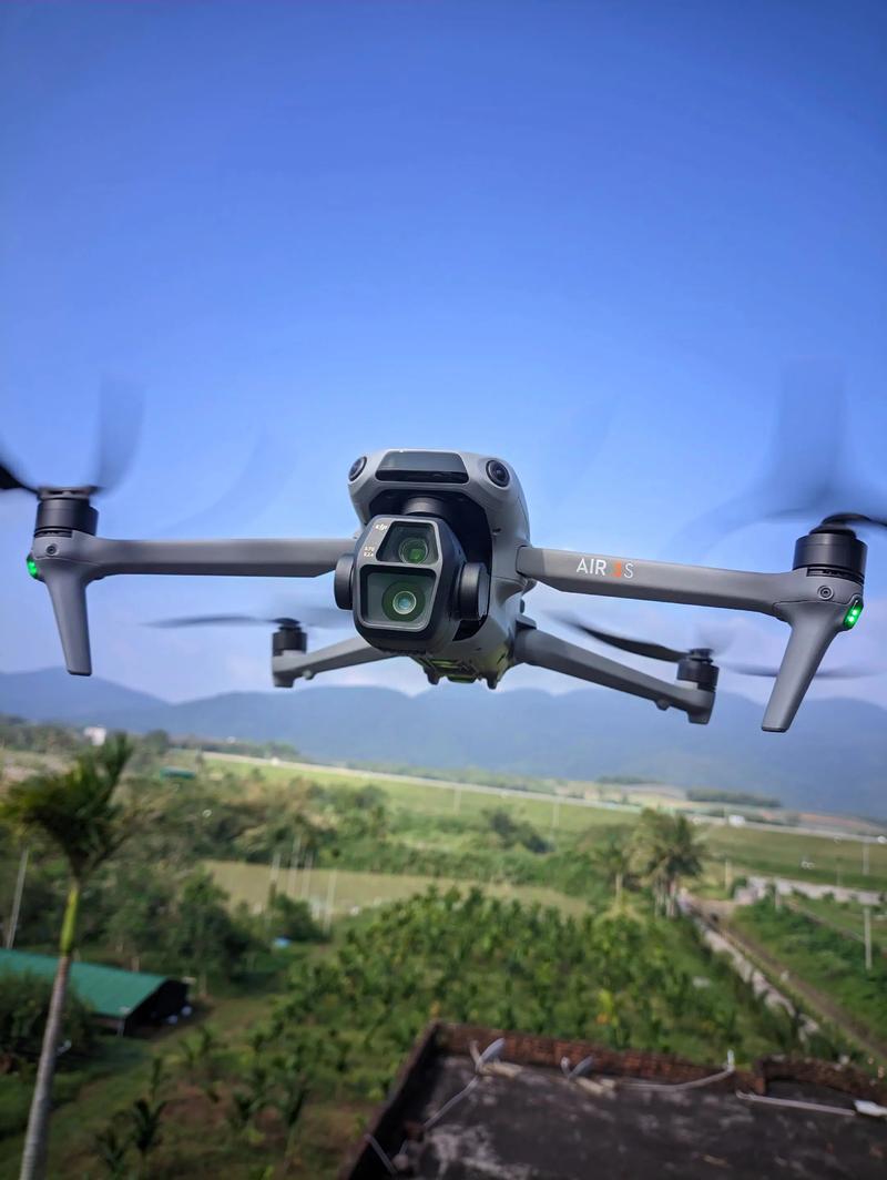 抖音上的直升机螺旋桨