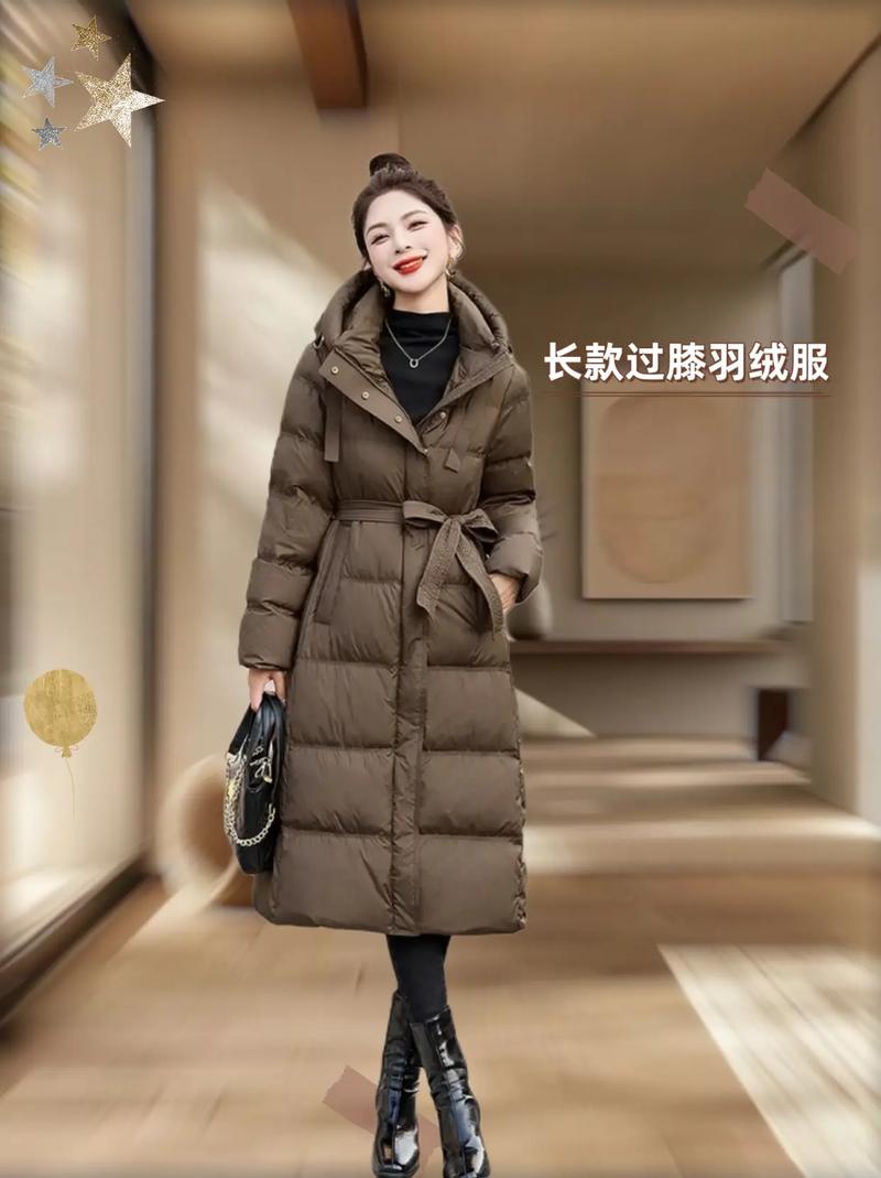 抖音上女的穿的女绒服