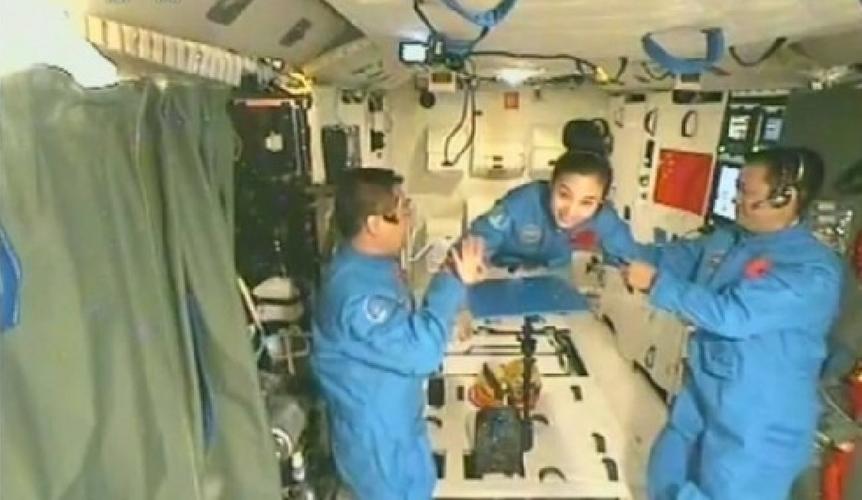 神舟十号太空授课直播