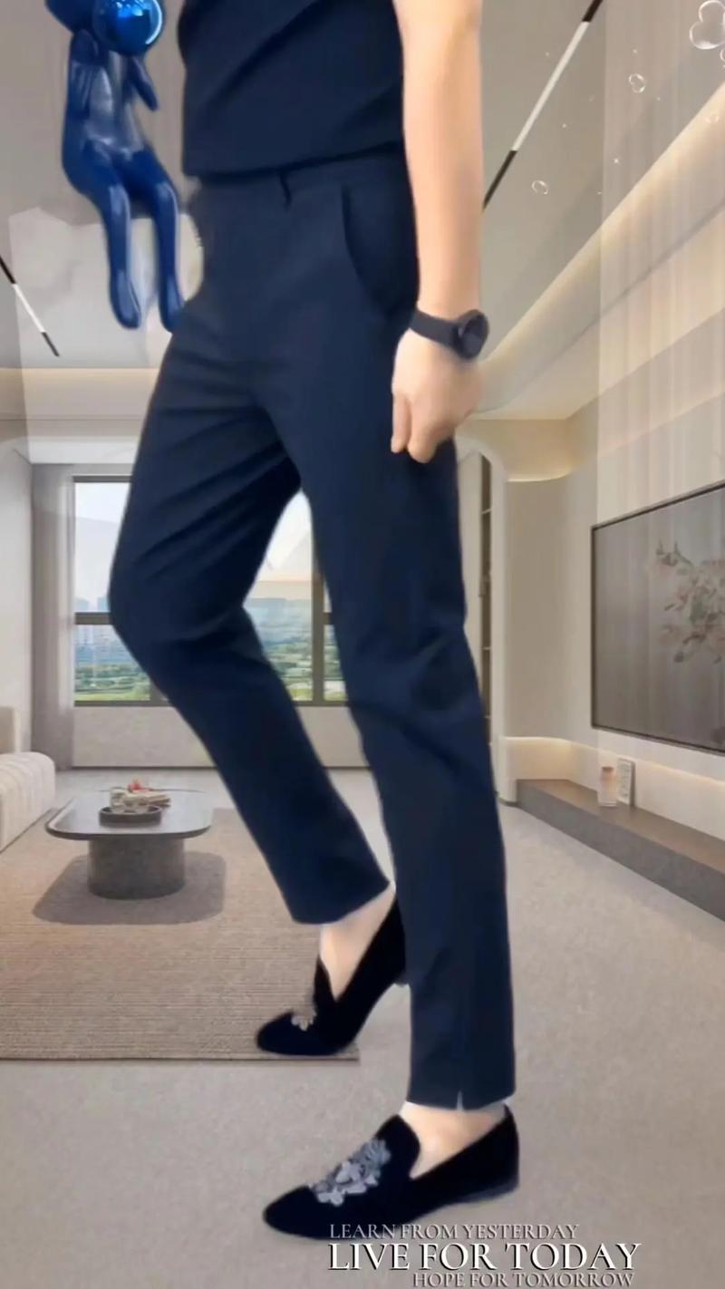 抖音九分裤岳老板是谁