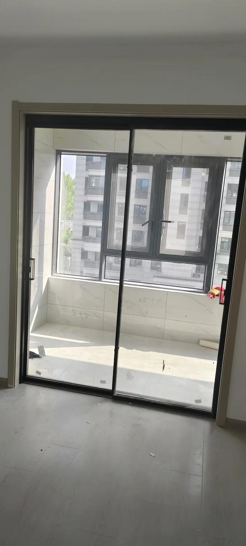 抖音厨房玻璃门推拉门