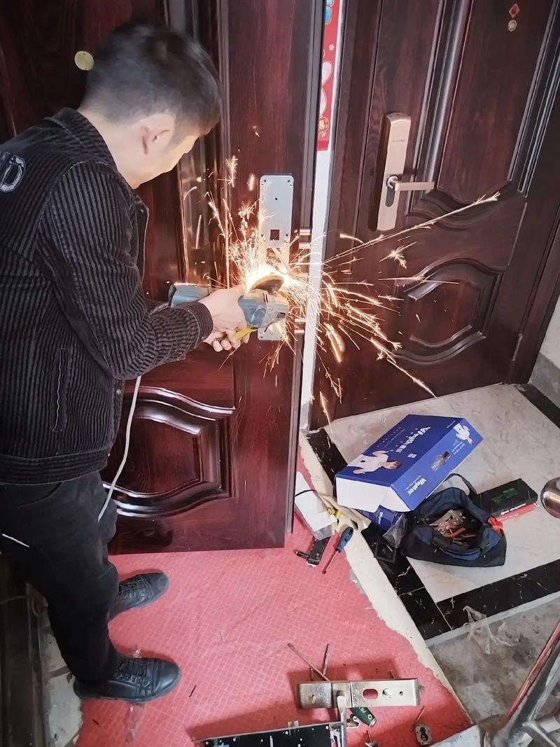 剪刀快手开锁视频在线