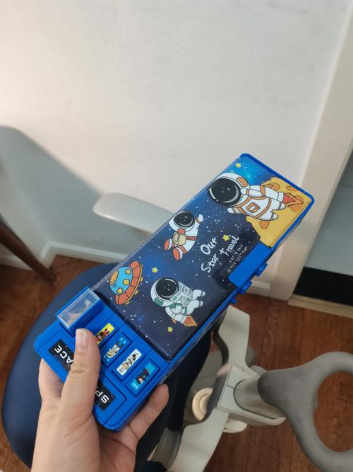 抖音网红笔盒的计算机