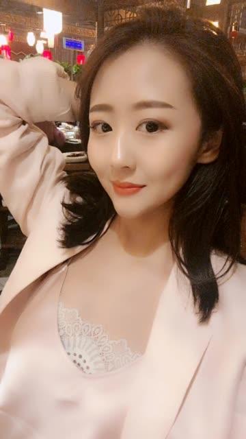 快手唐山女侠baby