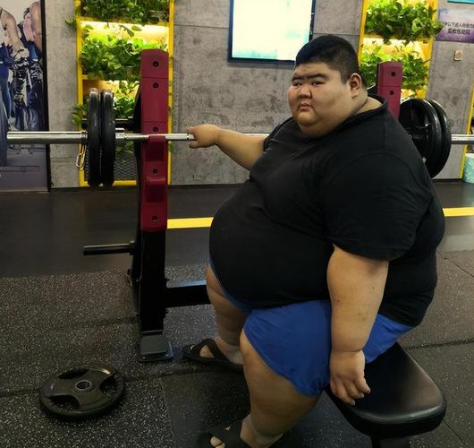 快手山东400斤胖子