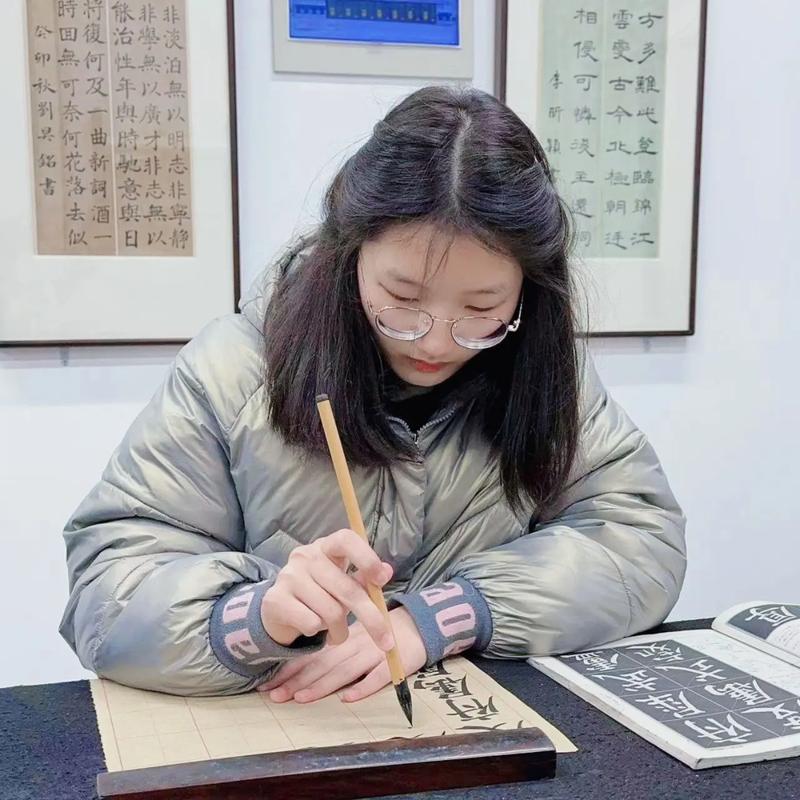 会写毛笔字的宝宝抖音