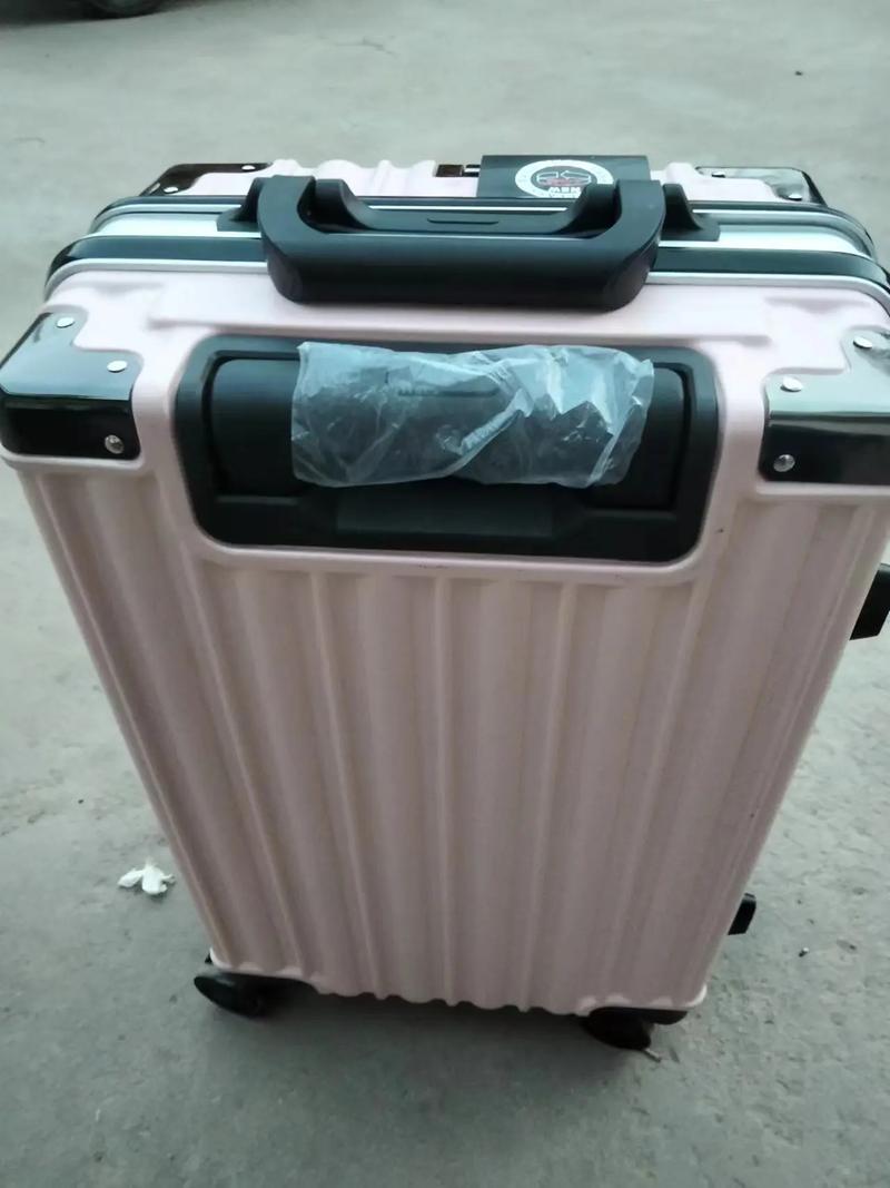 抖音里密码箱不用拉的