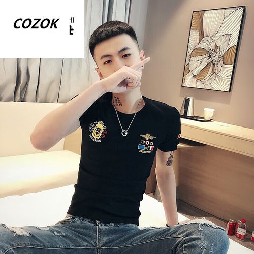 快手社会精神小伙衣服