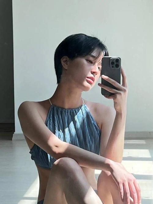 快手韩国跳舞短发女神