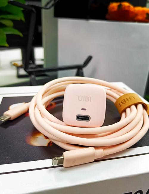 抖音上测评苹果数据线