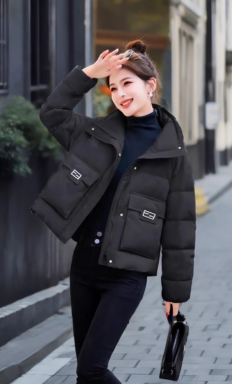 抖音全头套白色羽绒服