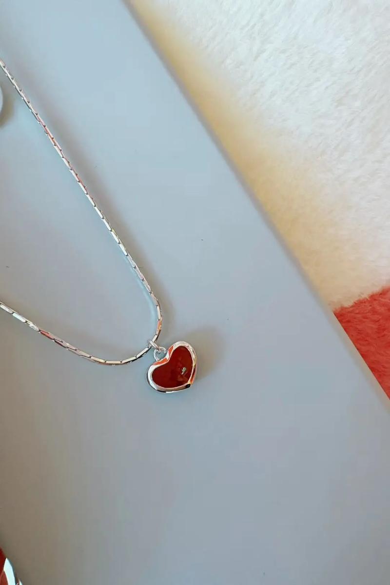 抖音网红款小红心项链