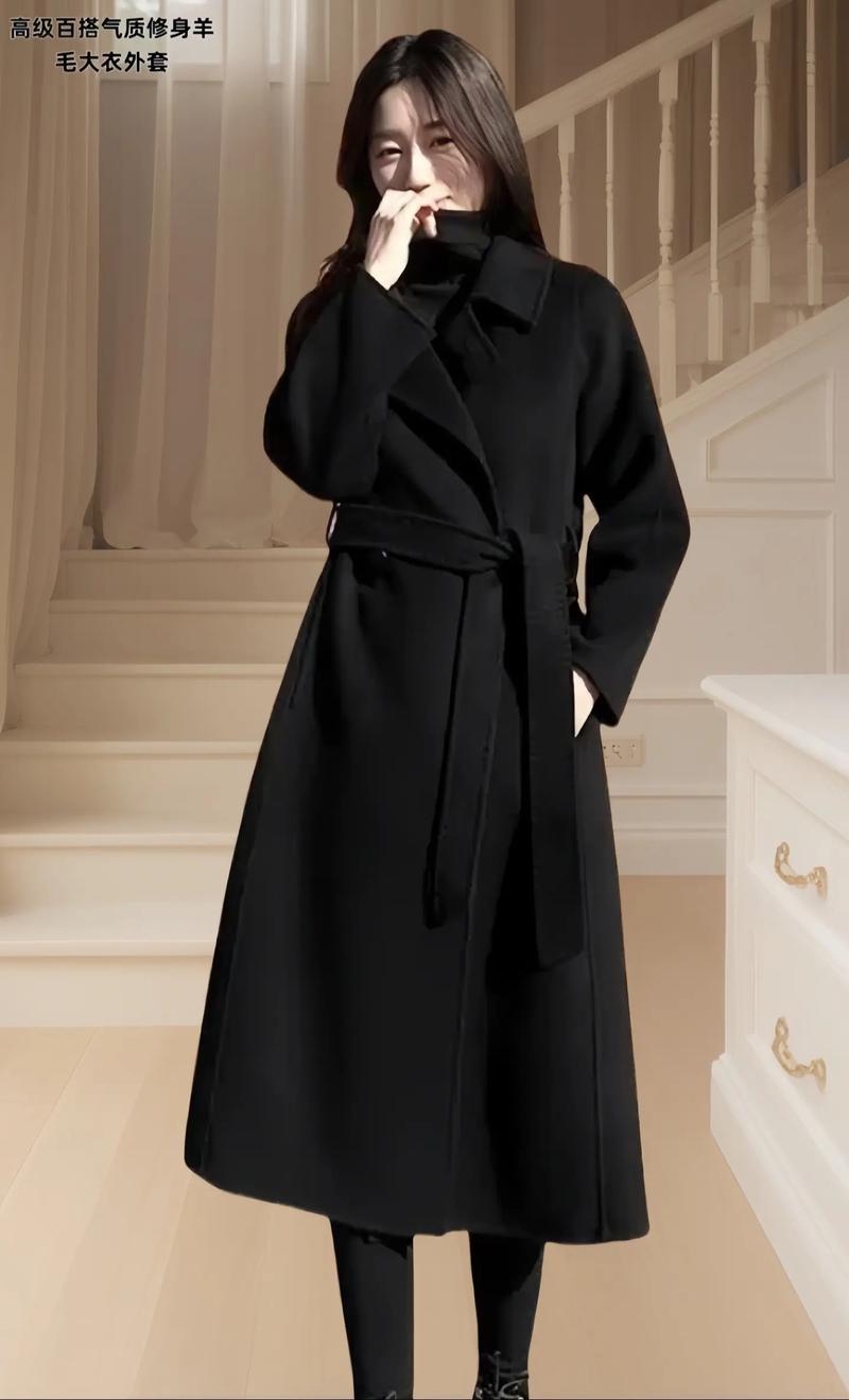 抖音同款黑色呢子大衣