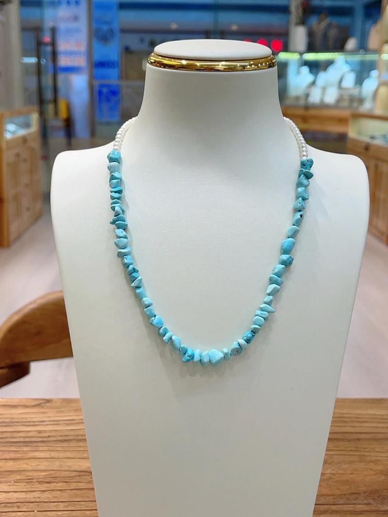 抖音绿松链子什么样子