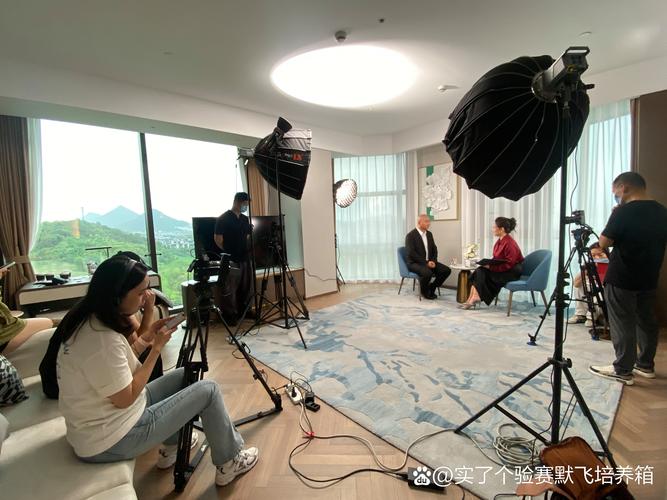 徐小明和讯文字直播室