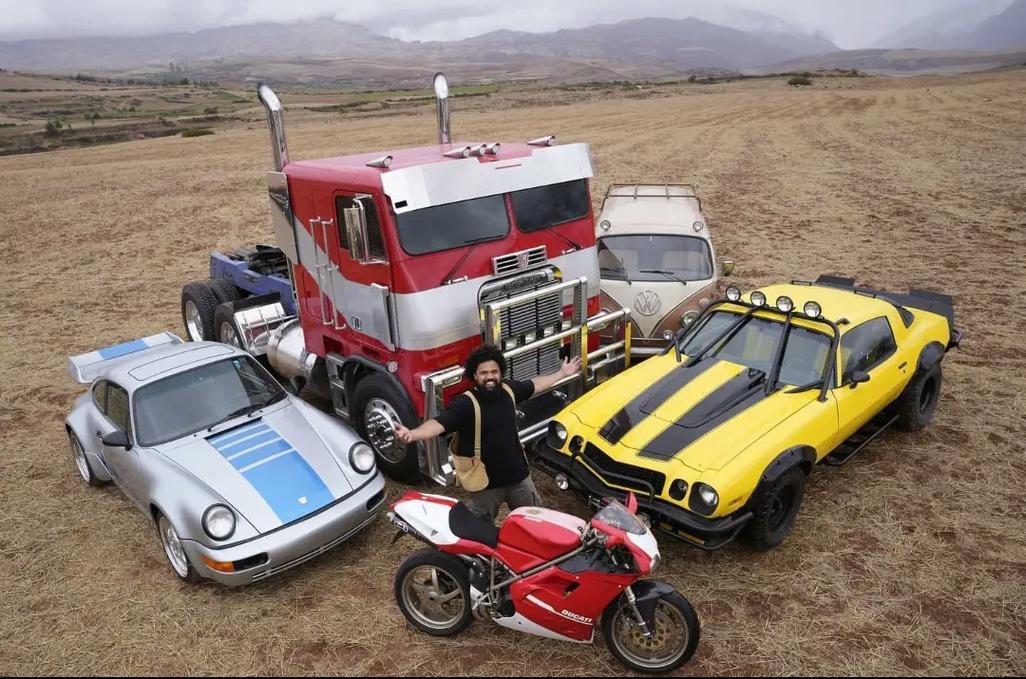 抖音里的汽车变形金刚