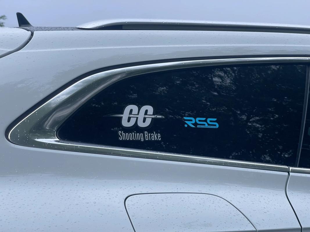 汽车后窗帖抖音可以吗