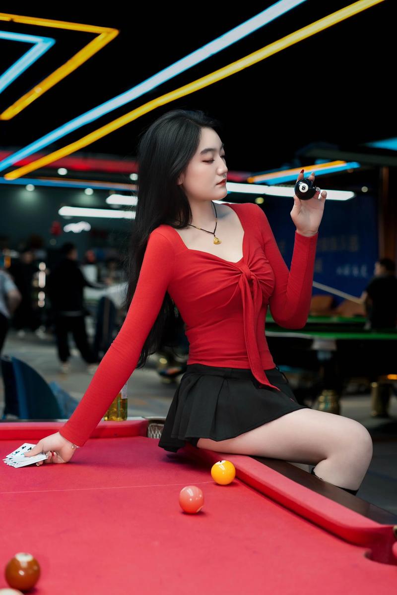 快手台球小公主快手号