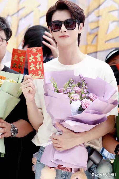 快手红人周子昂快手号