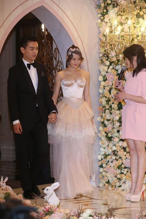 陈晓 陈妍希婚礼直播