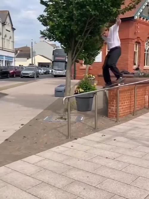 央视直播爆笑失误合集