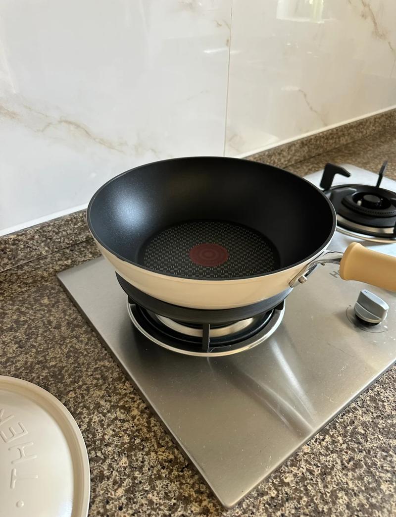 抖音陶瓷一样的不粘锅