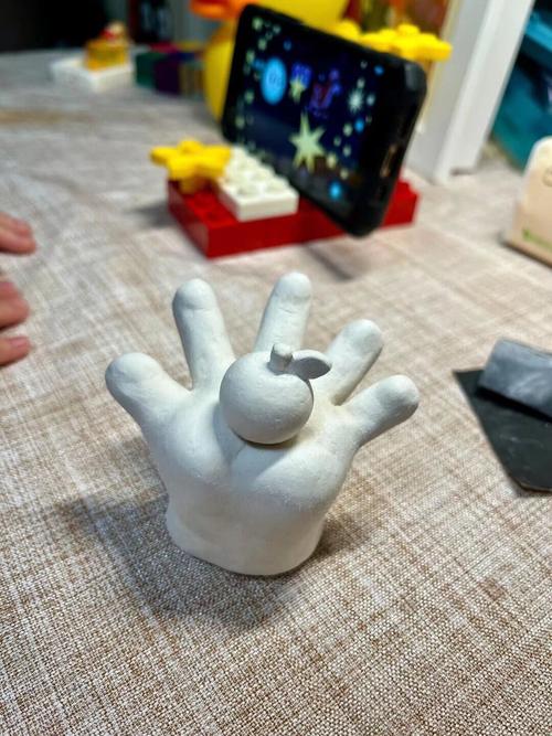 抖音做手模型是什么泥