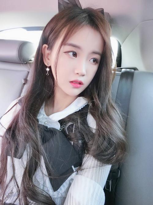 快手杨清柠今年多大了