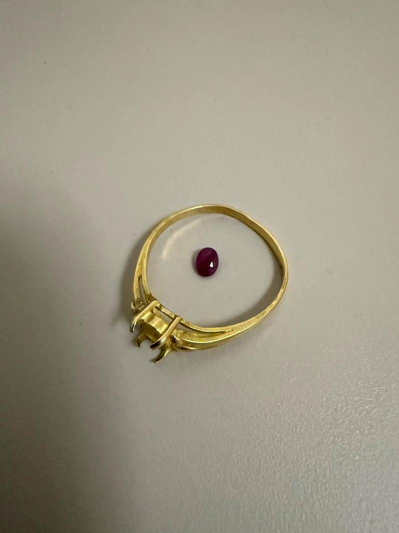 抖音最火的钻戒盒婚戒