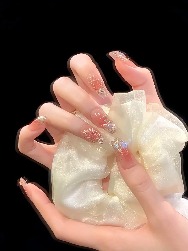 抖音指甲插色好看图片