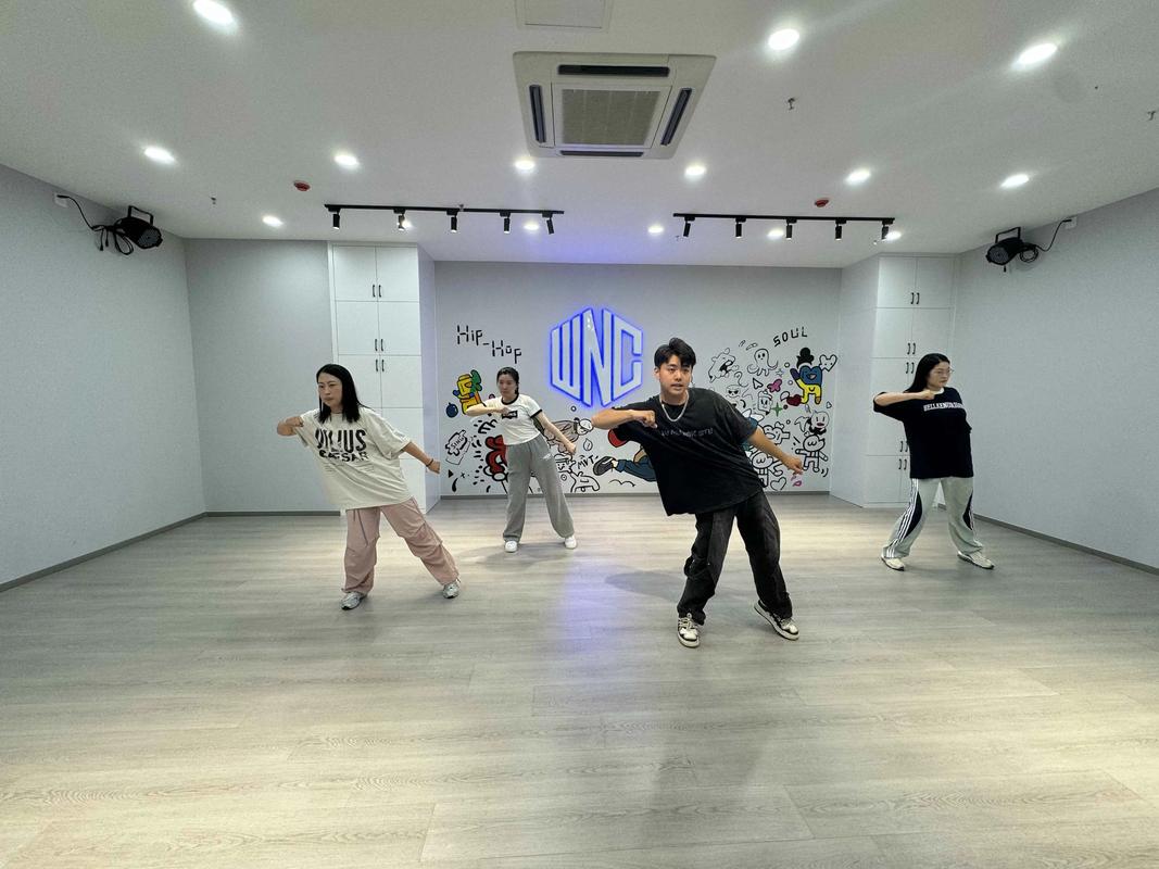 抖音的舞蹈教学在哪里