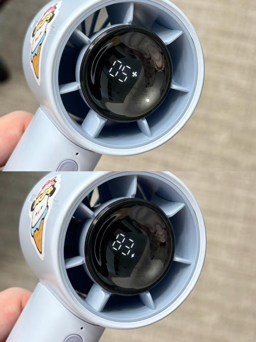 抖音喷雾小电风扇漏水