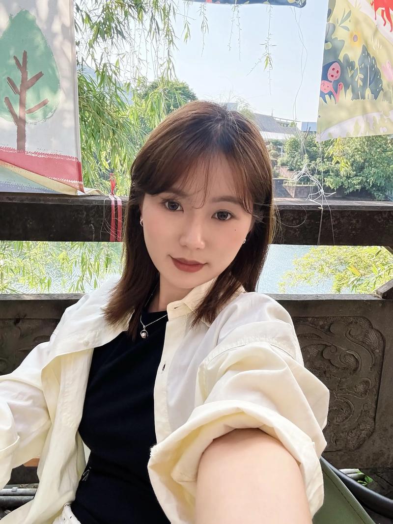 抖音上怎么发照片影集