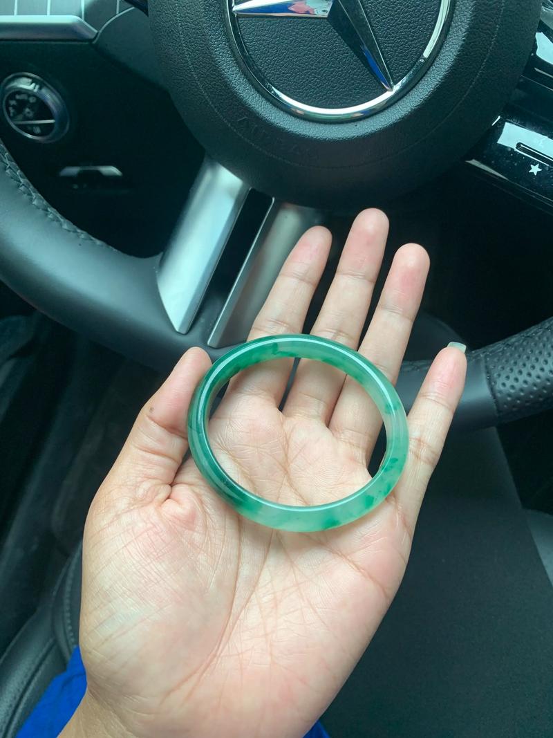 抖音上火的钥匙开镯子