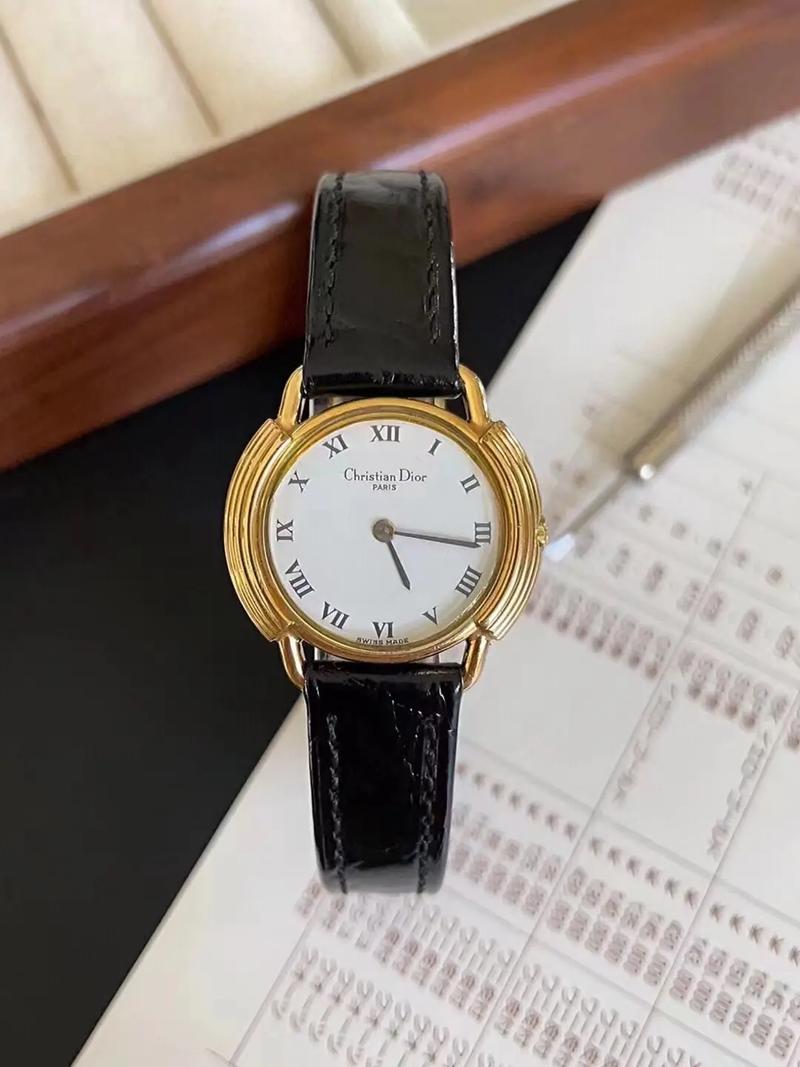 抖音dior时尚女表